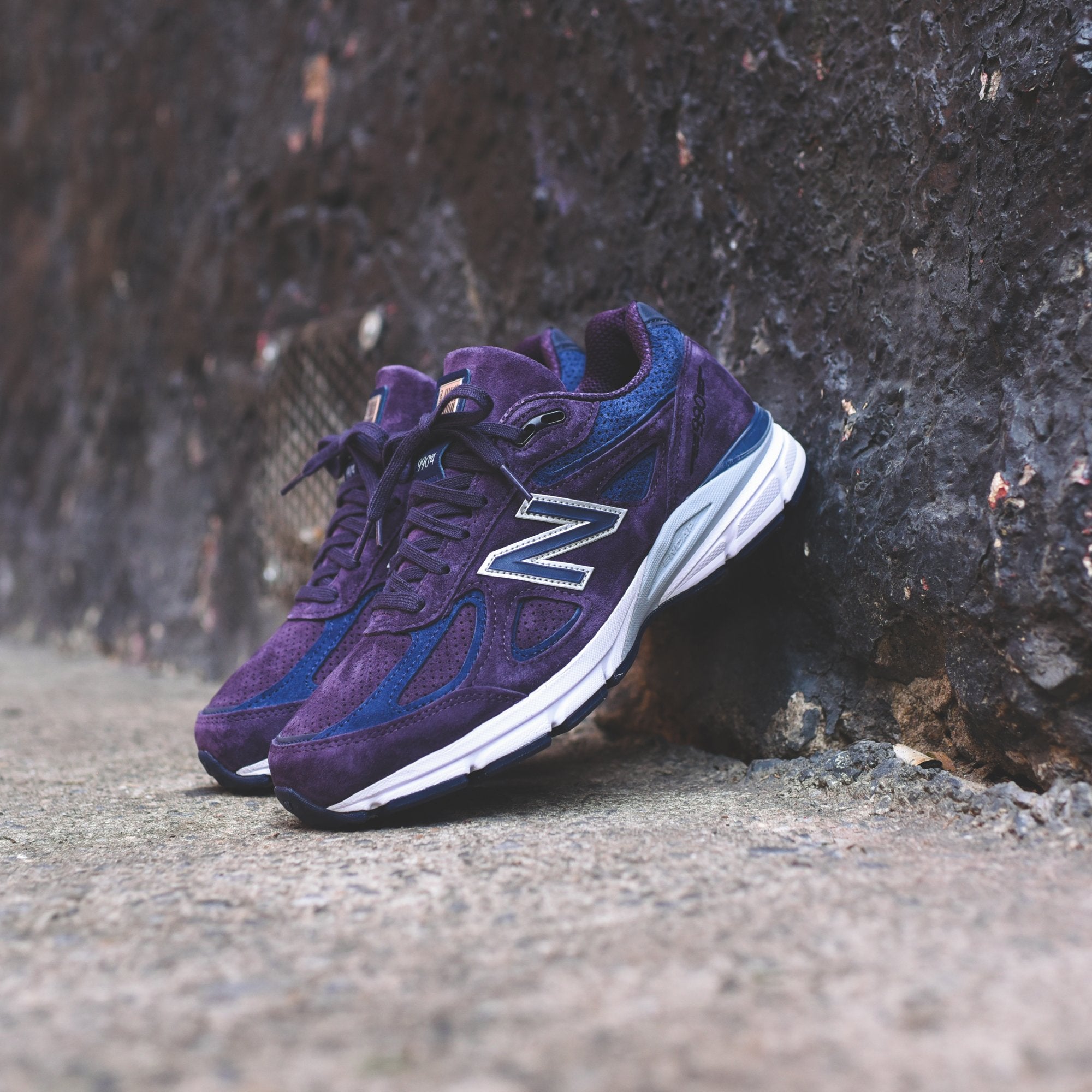 New Balance Made in US 990v4 - Elderberry / Pigment – Kith Europe