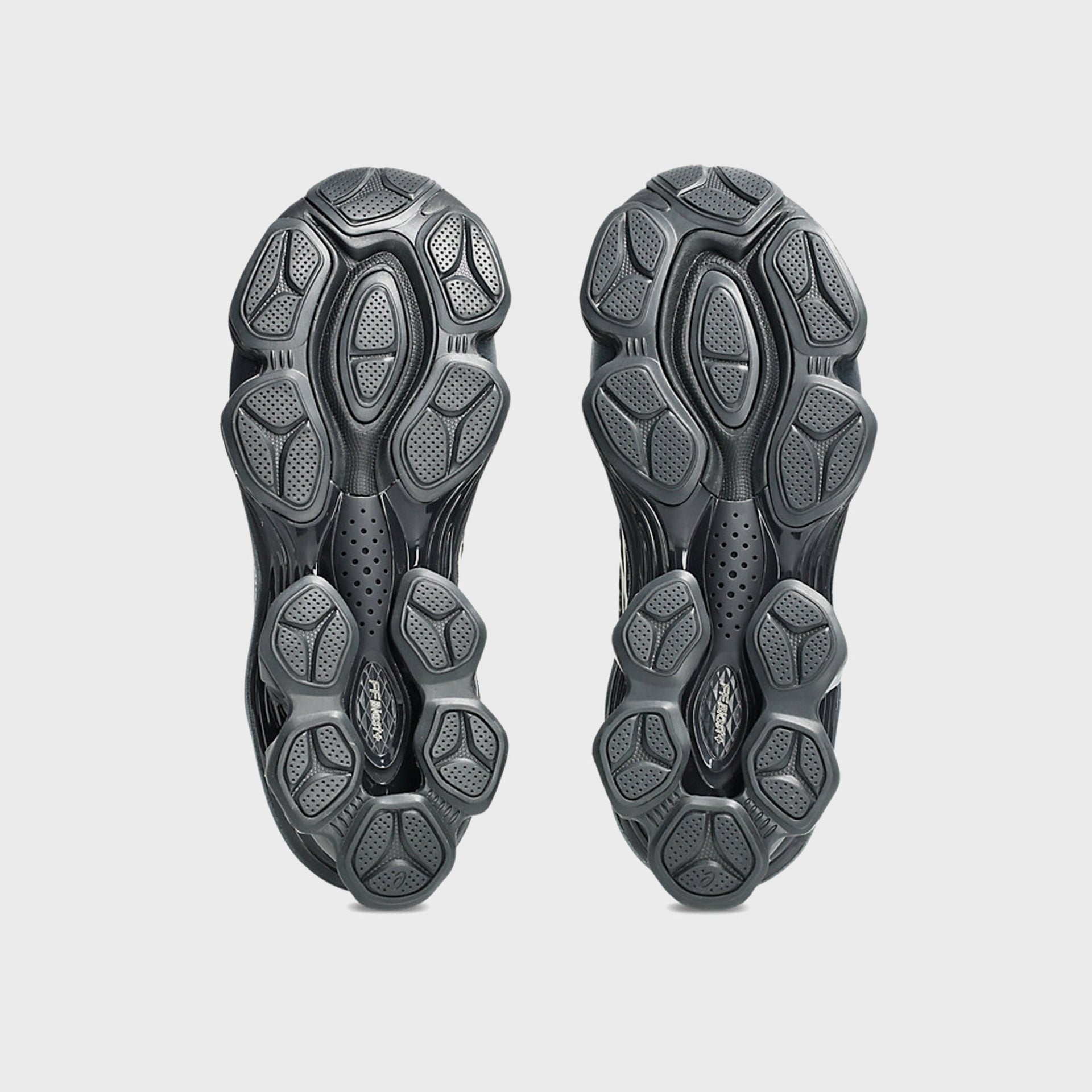 ASICS US6-S Gel-Kinetic Fluent - Black / Vanilla