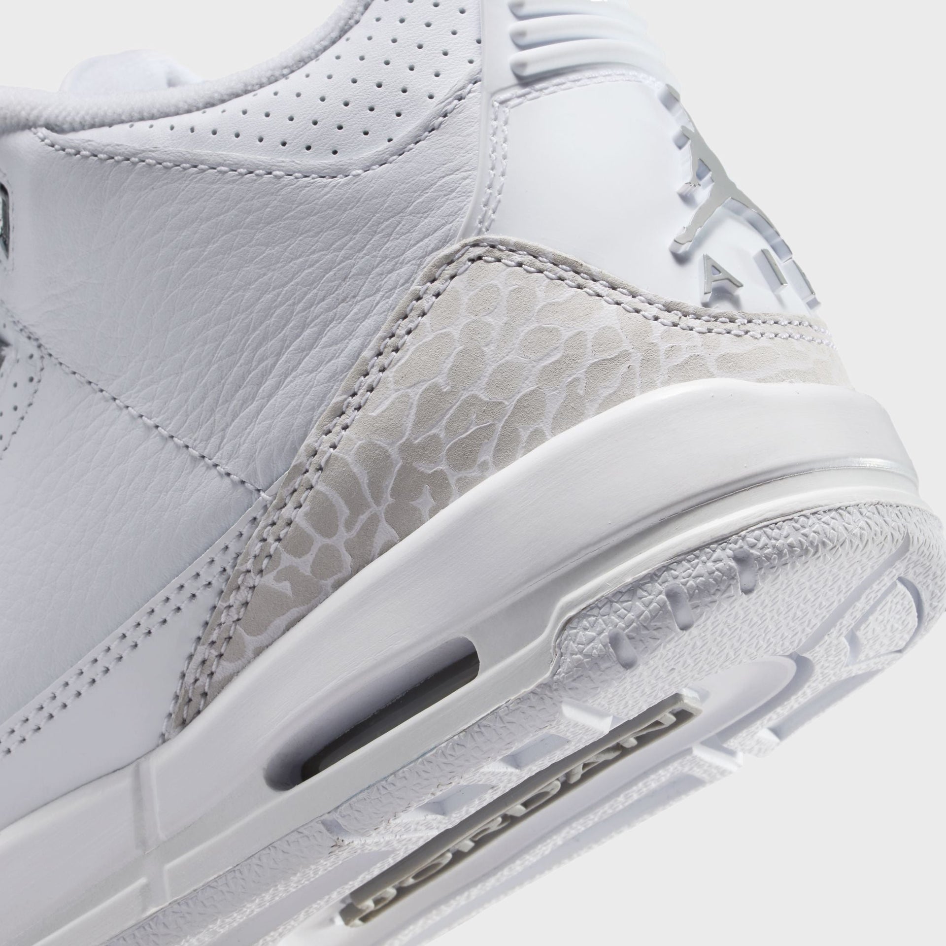 Nike PS Air Jordan 3 Retro - White / Metallic Silver / White