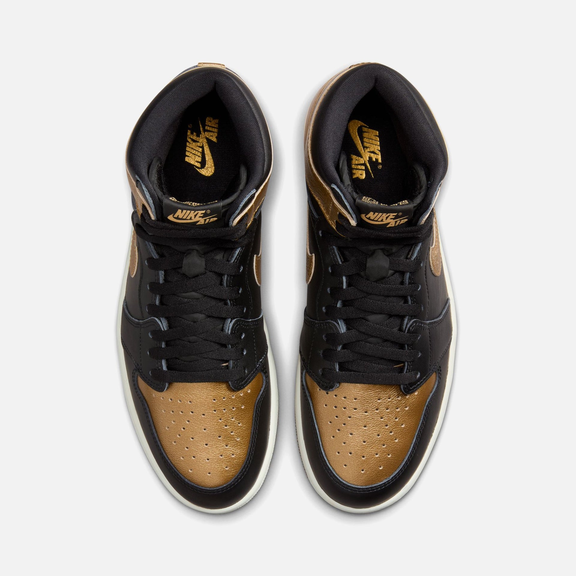 Jordan Air Jordan 1 Retro High OG - Black / Metallic Gold