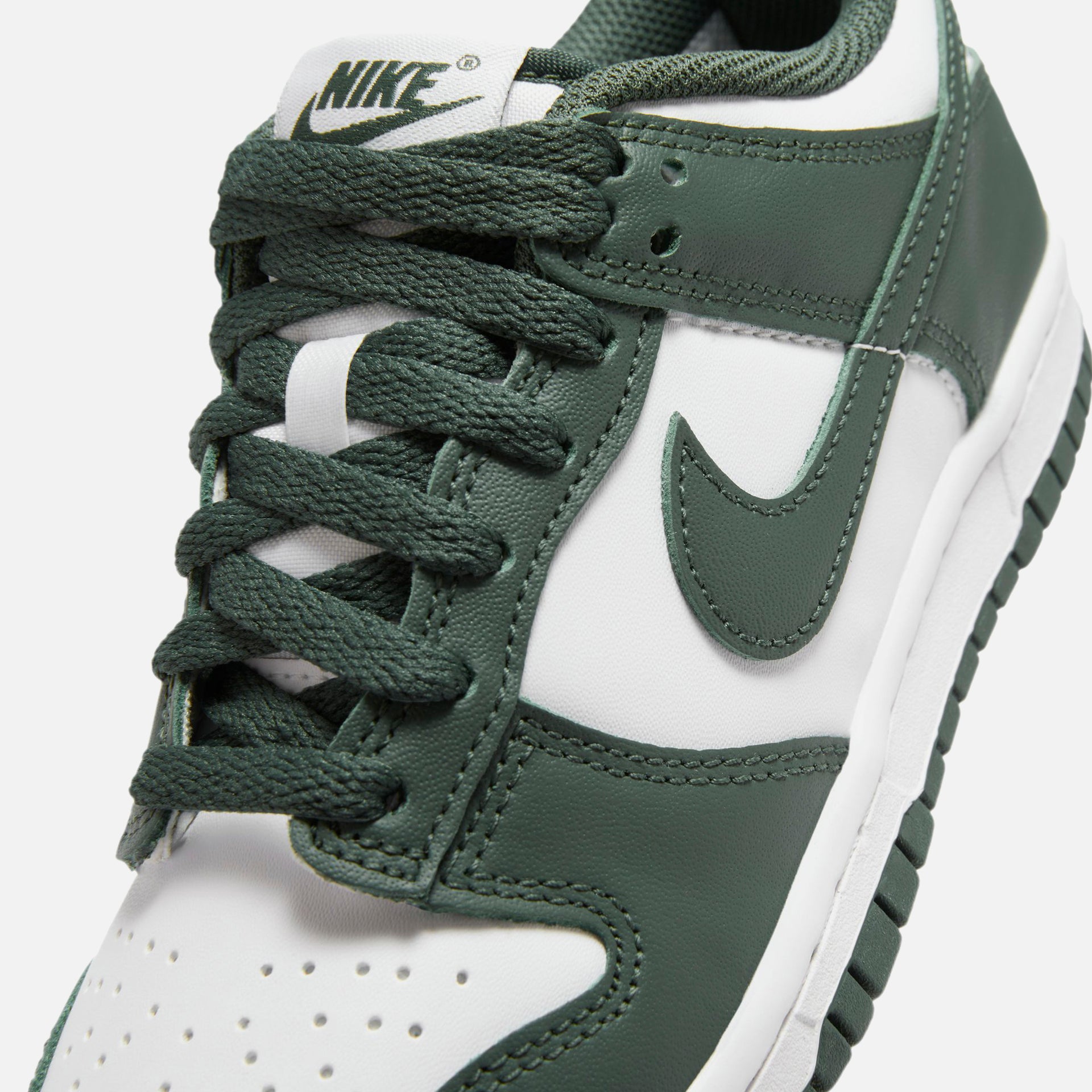 Nike GS Dunk Low - White / Vintage Green