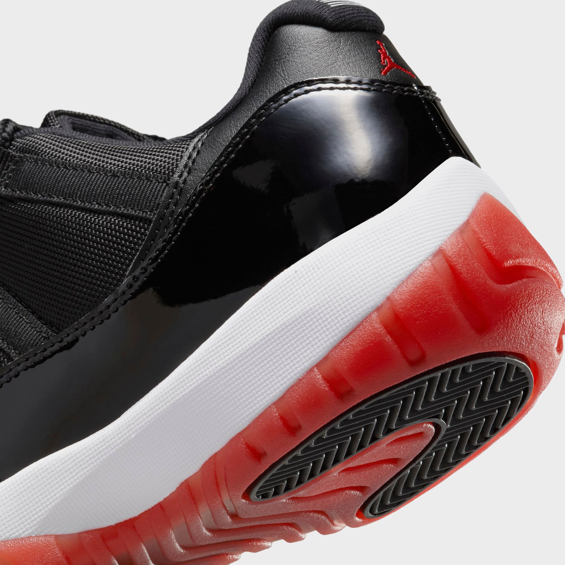 Jordan Air Jordan 11 Low - White / Varsity Red / Black