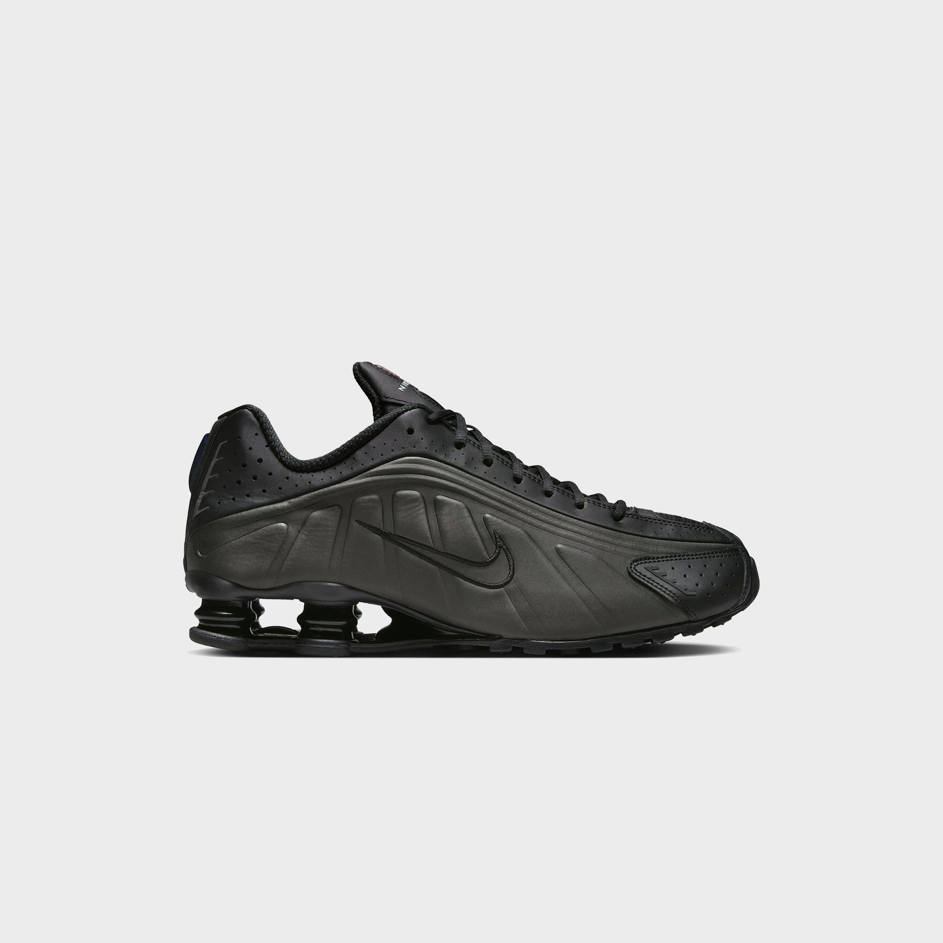Nike Shox R4 - Black / Black / Black / Bright Crimson