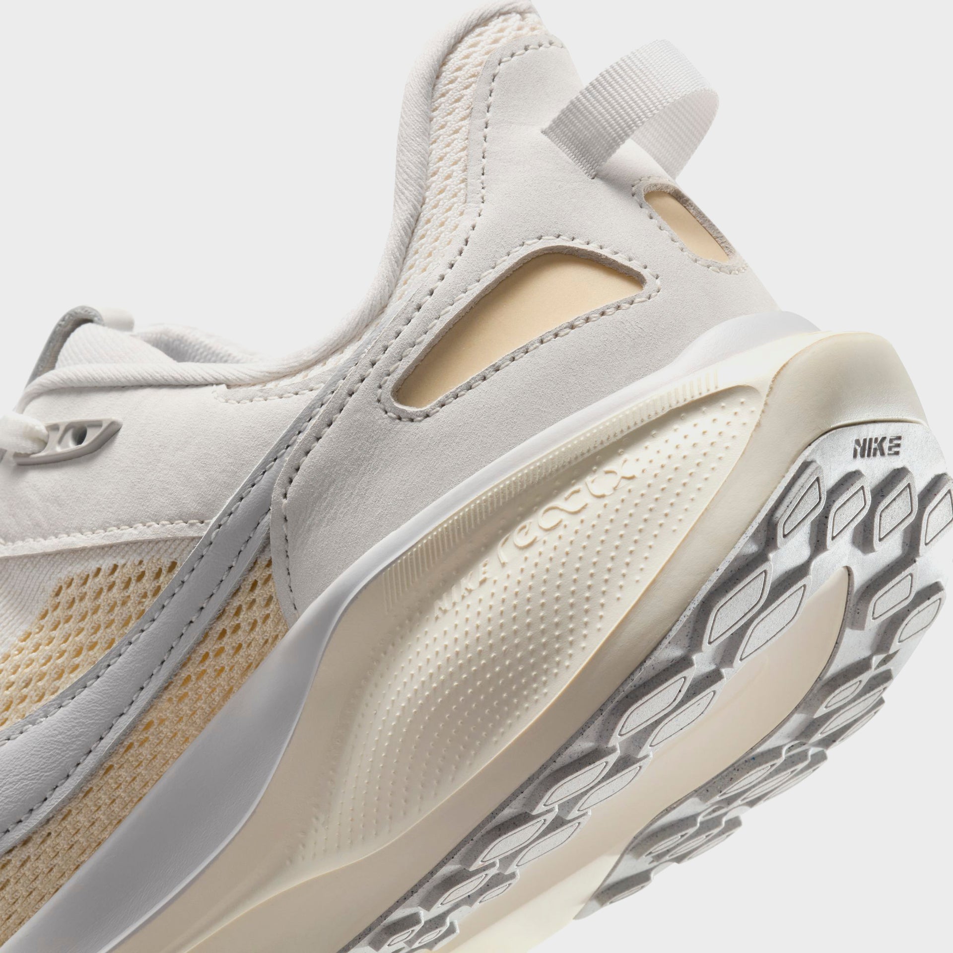 Nike Air Zoom Pegasus 41 - Ivory / Coconut Milk