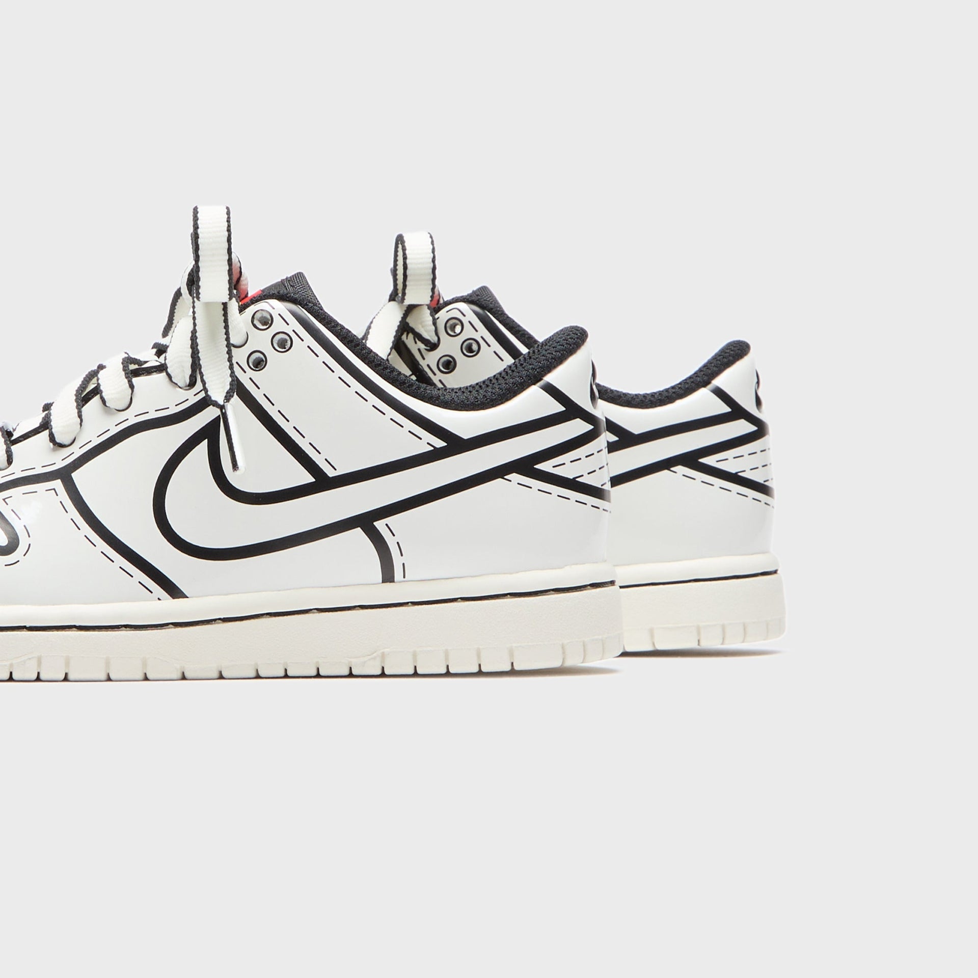 Nike x LEGO PS Dunk Low - Sail / Black / Rush Red