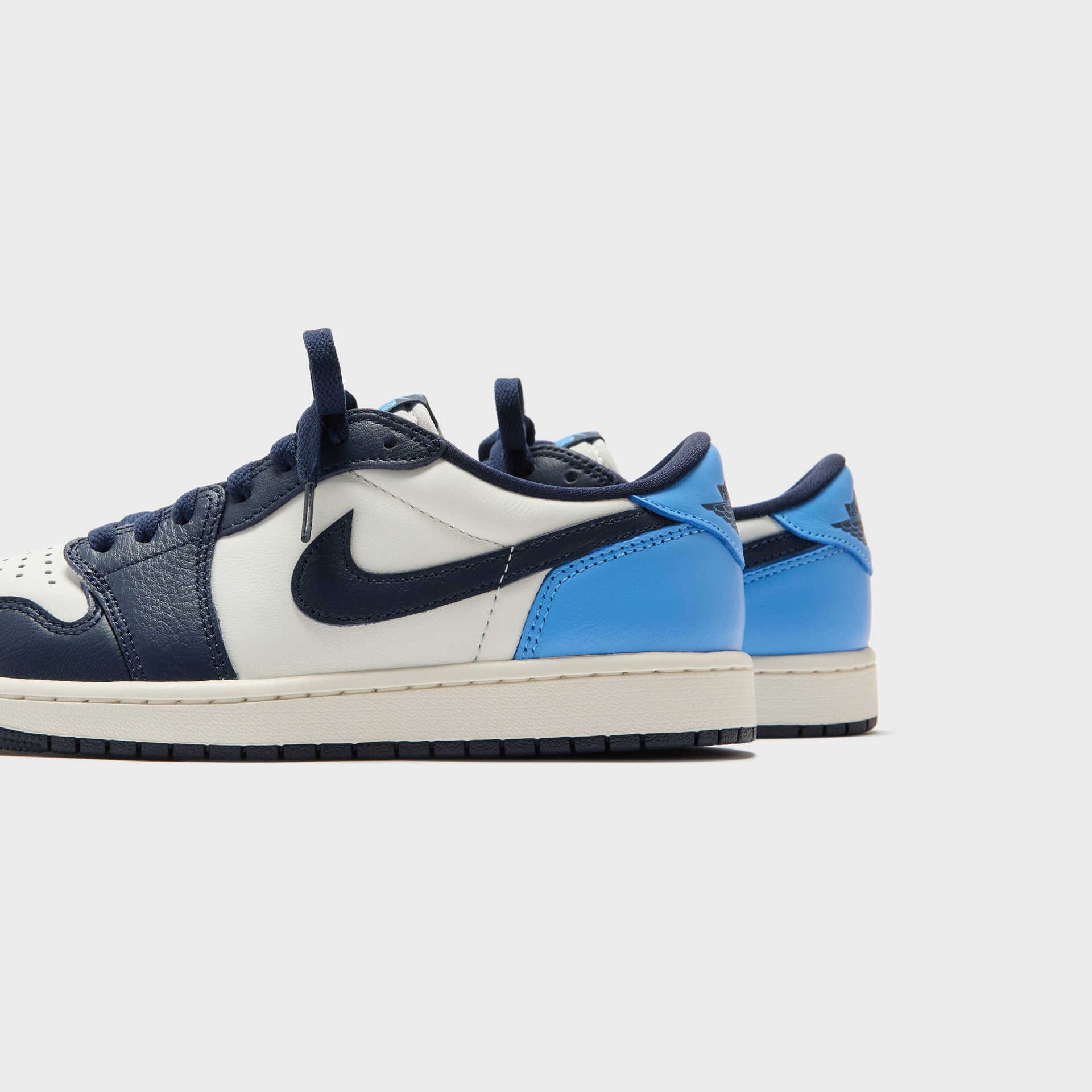 Nike Air Jordan 1 Retro Low OG - Obsidian / University Blue