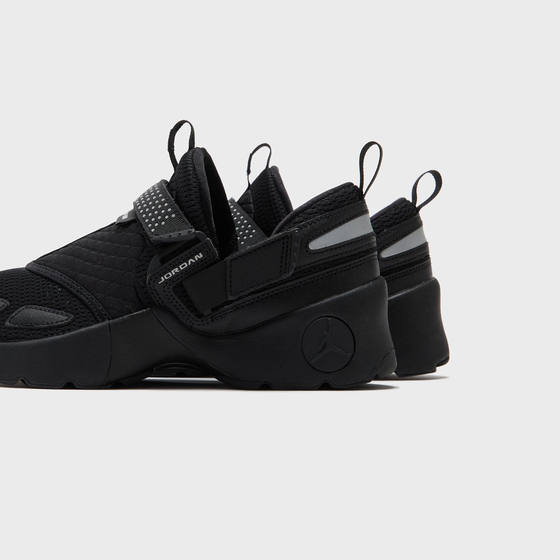 Jordan WMNS Trunner LX - Black / Black / Black