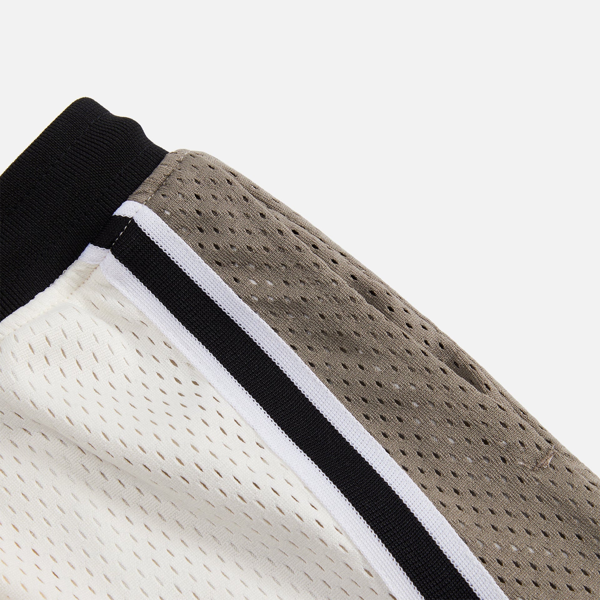 John Elliott Vintage Game Shorts - Salt / Bark