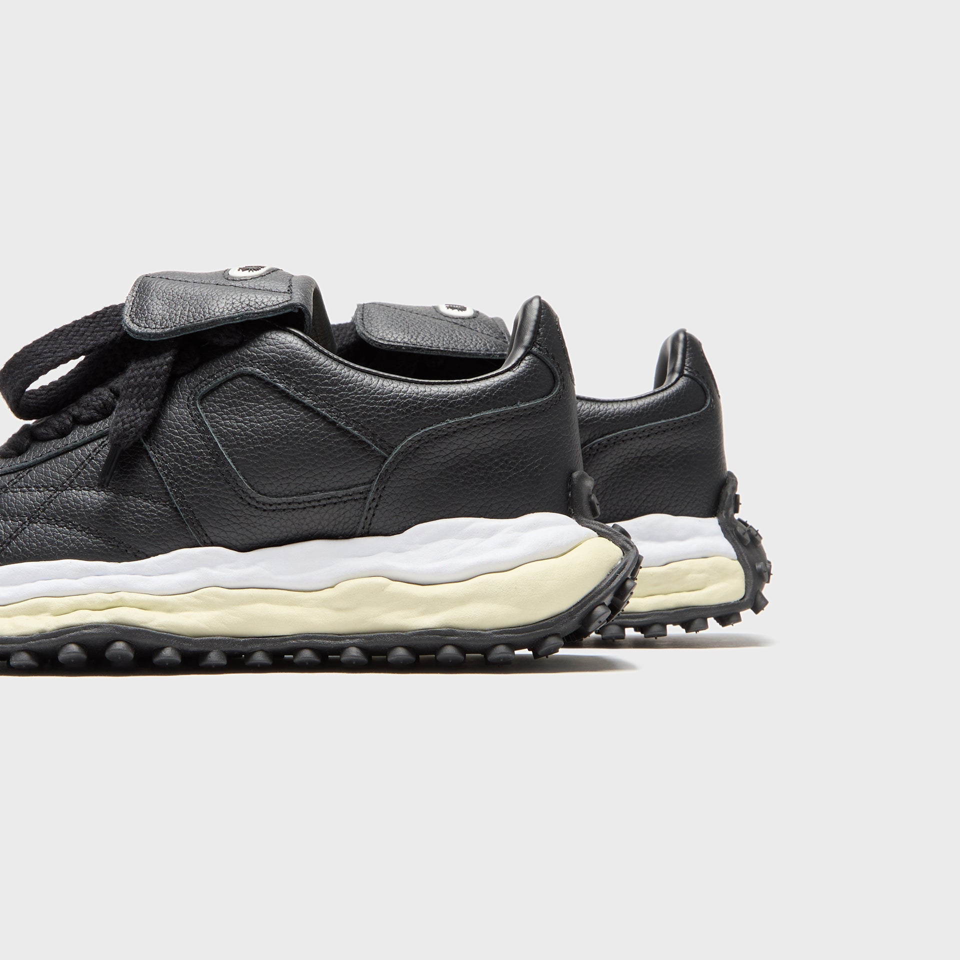 Mihara Yasuhiro Scott Original Sole Leather Low-Top Sneaker - Black