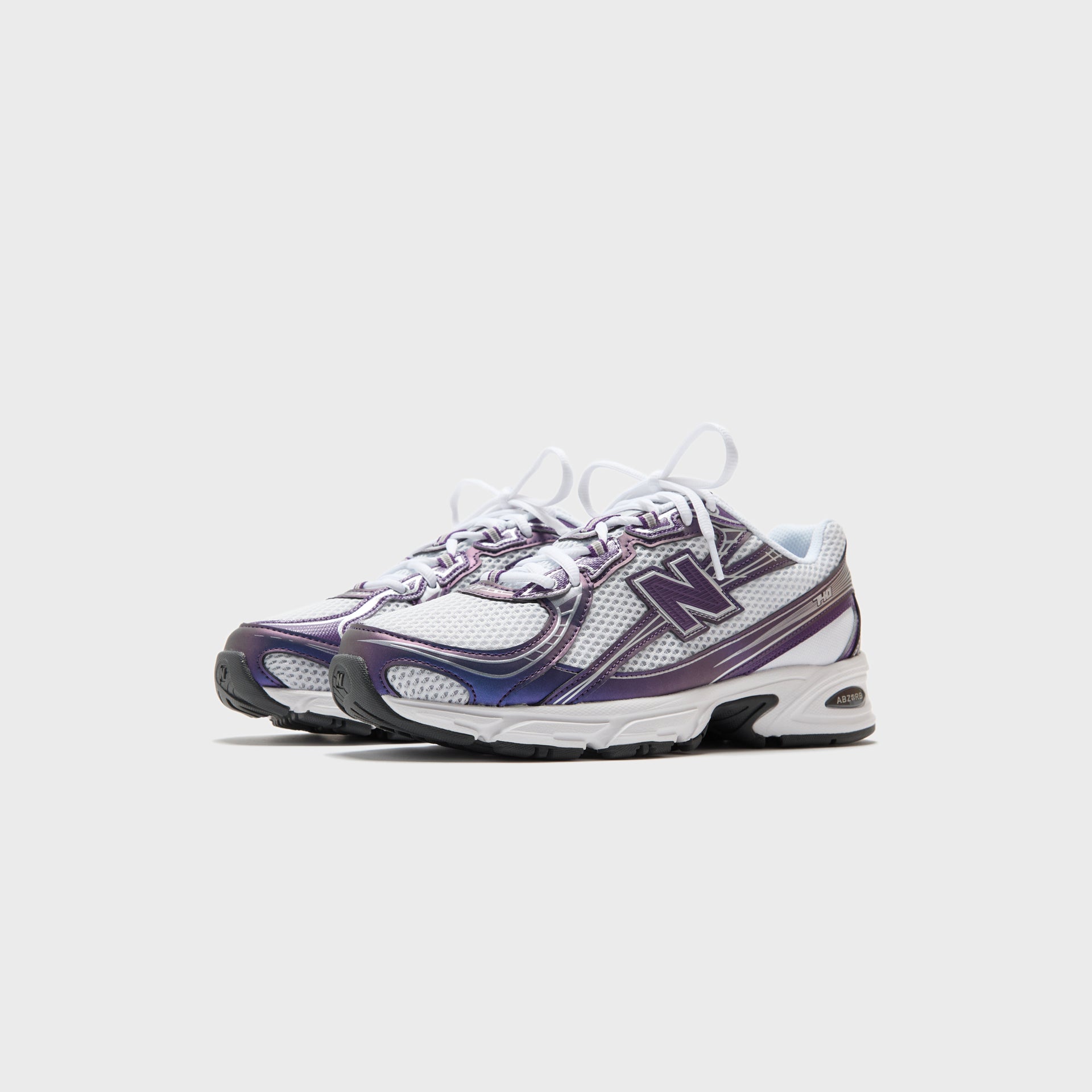 New Balance 740 - Concord Graphite / White