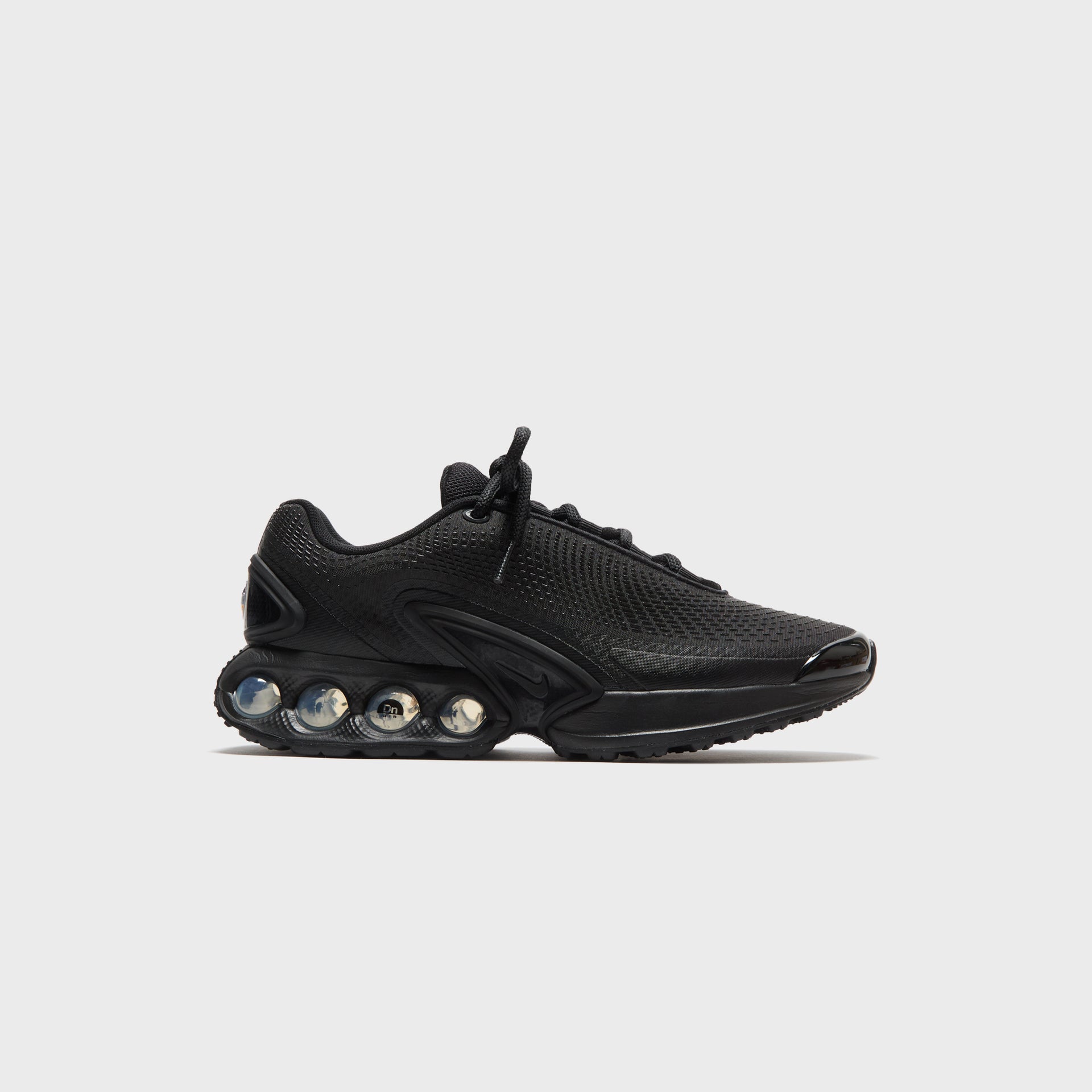 Air Max Dn - Black / Metallic Dark Grey