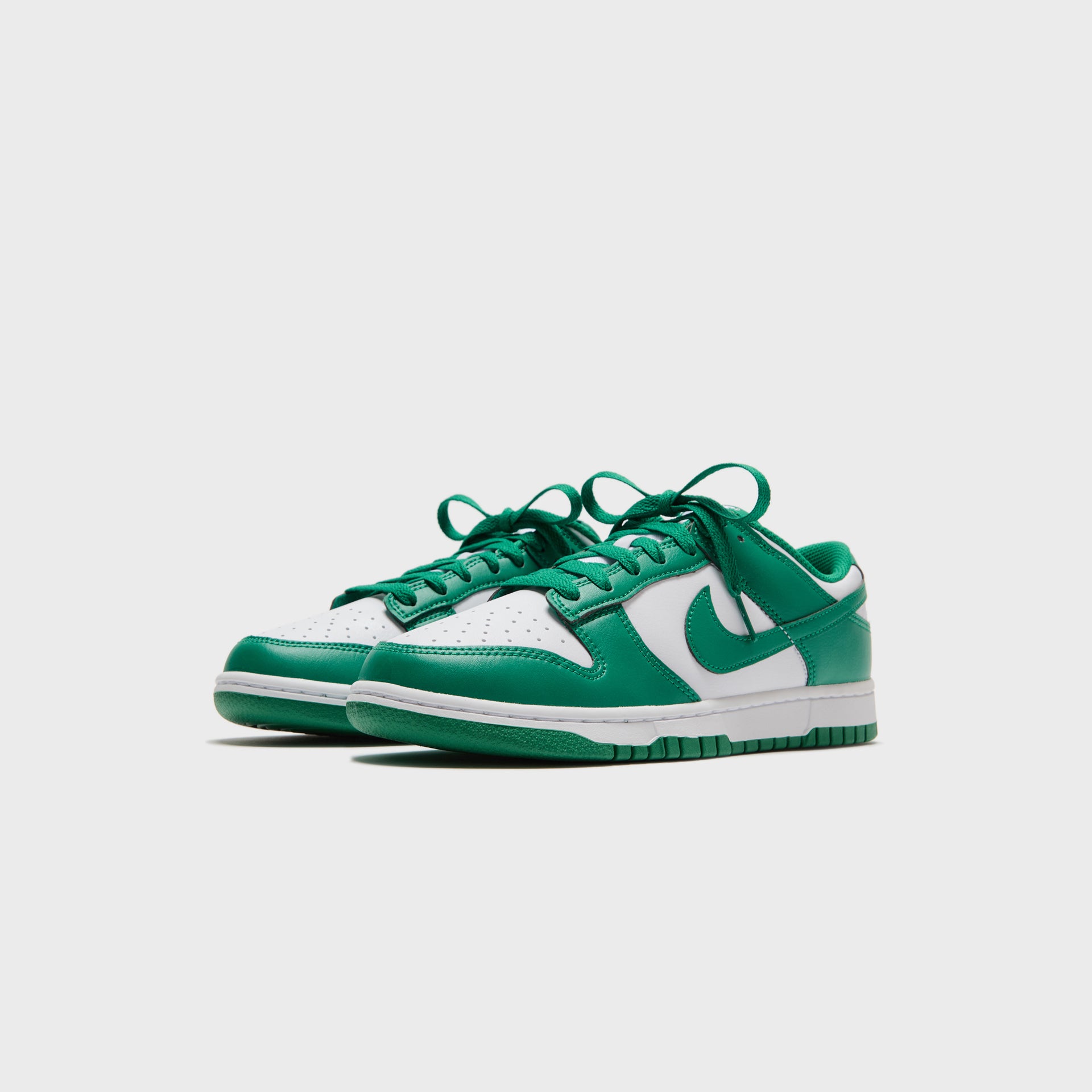 Nike Dunk Low Retro Bttys - White / Malachite