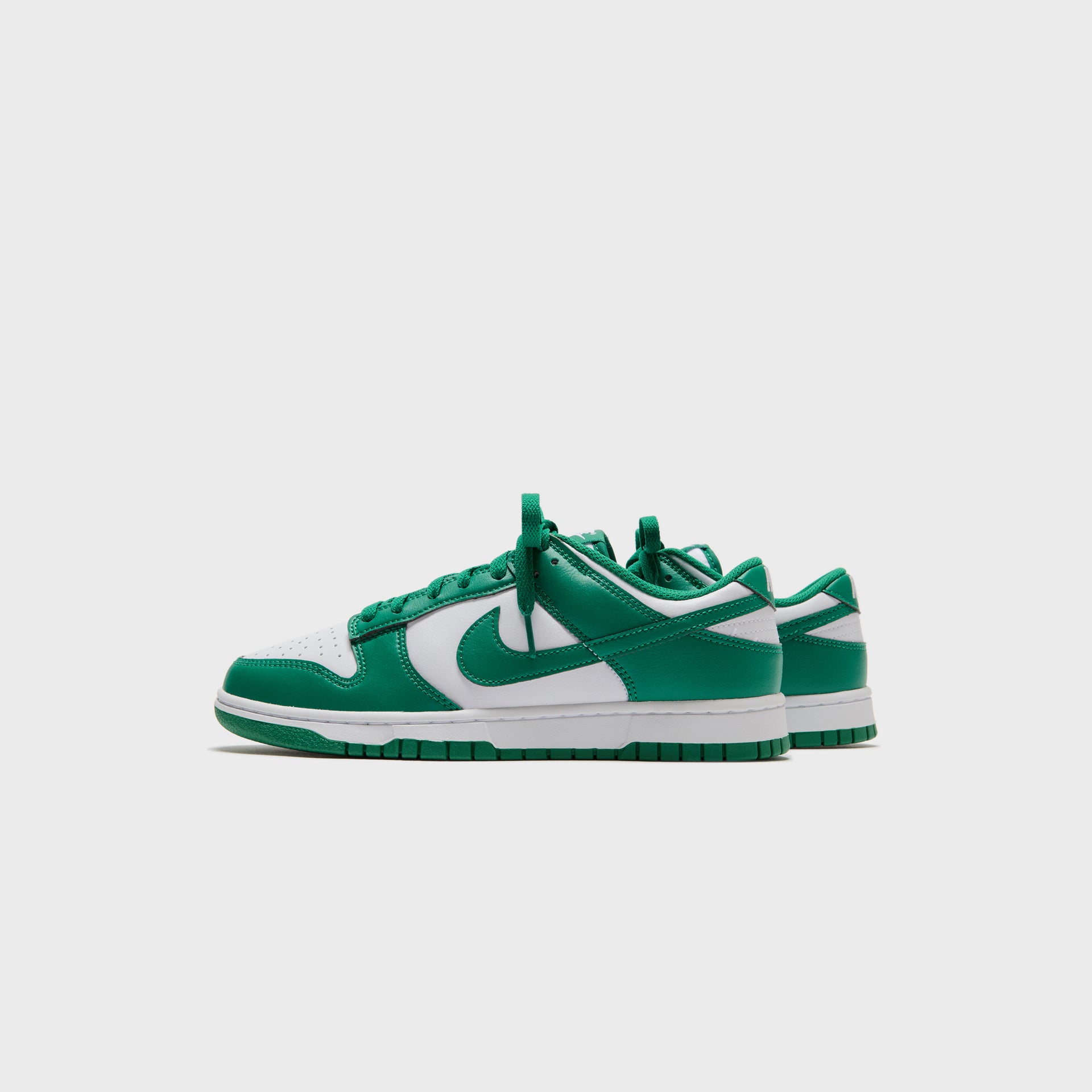 Nike Dunk Low Retro Bttys - White / Malachite