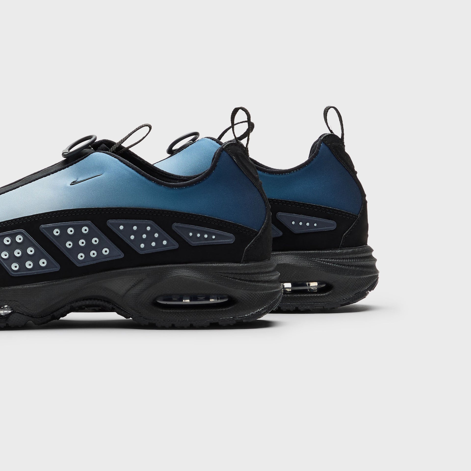 Nike Air Max SNDR - Fade Obsidion / Black / Grey Haze