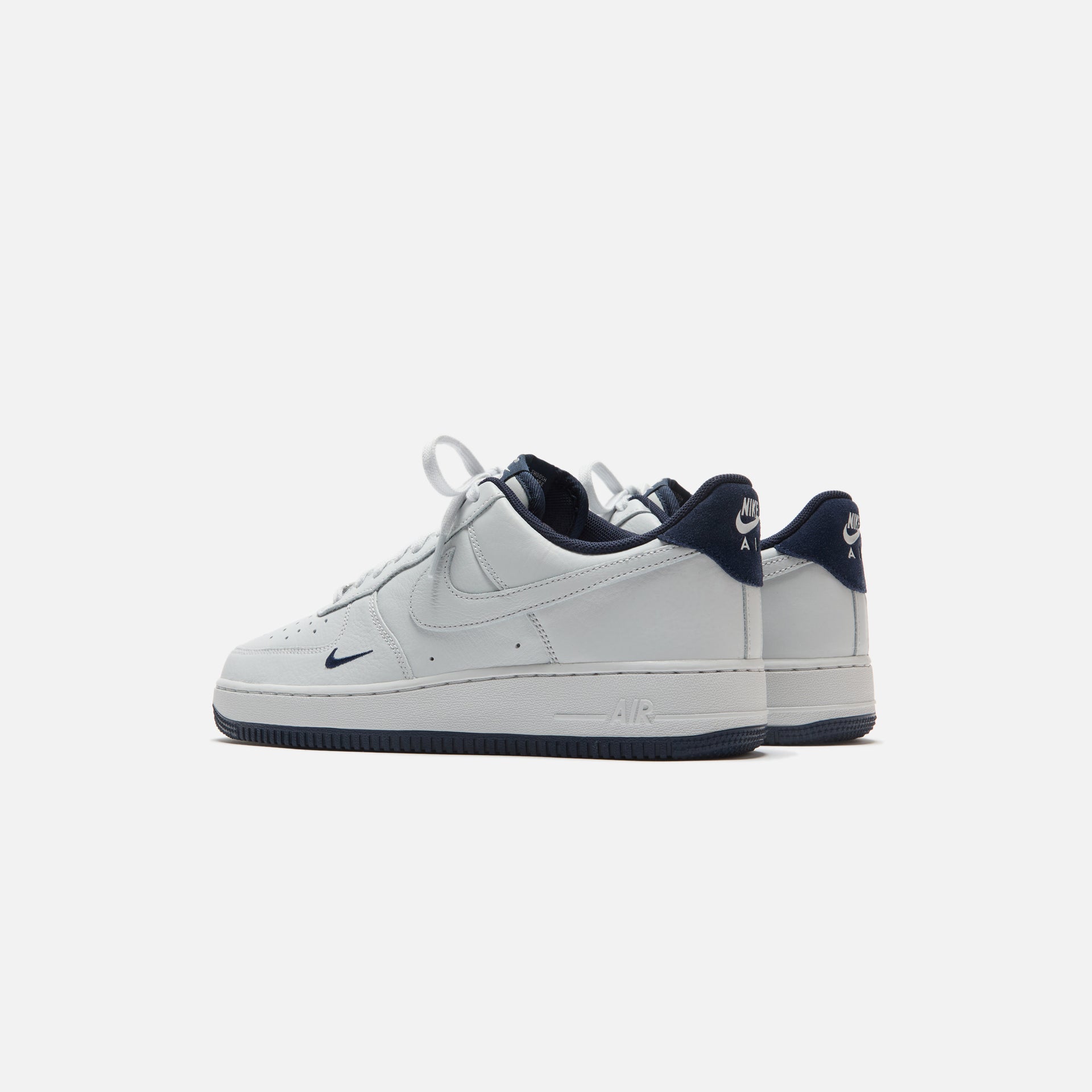 Nike Air Force 1 ’07 Lv8 Ess+ - Photon Dust / Obsidian / Photon Dust