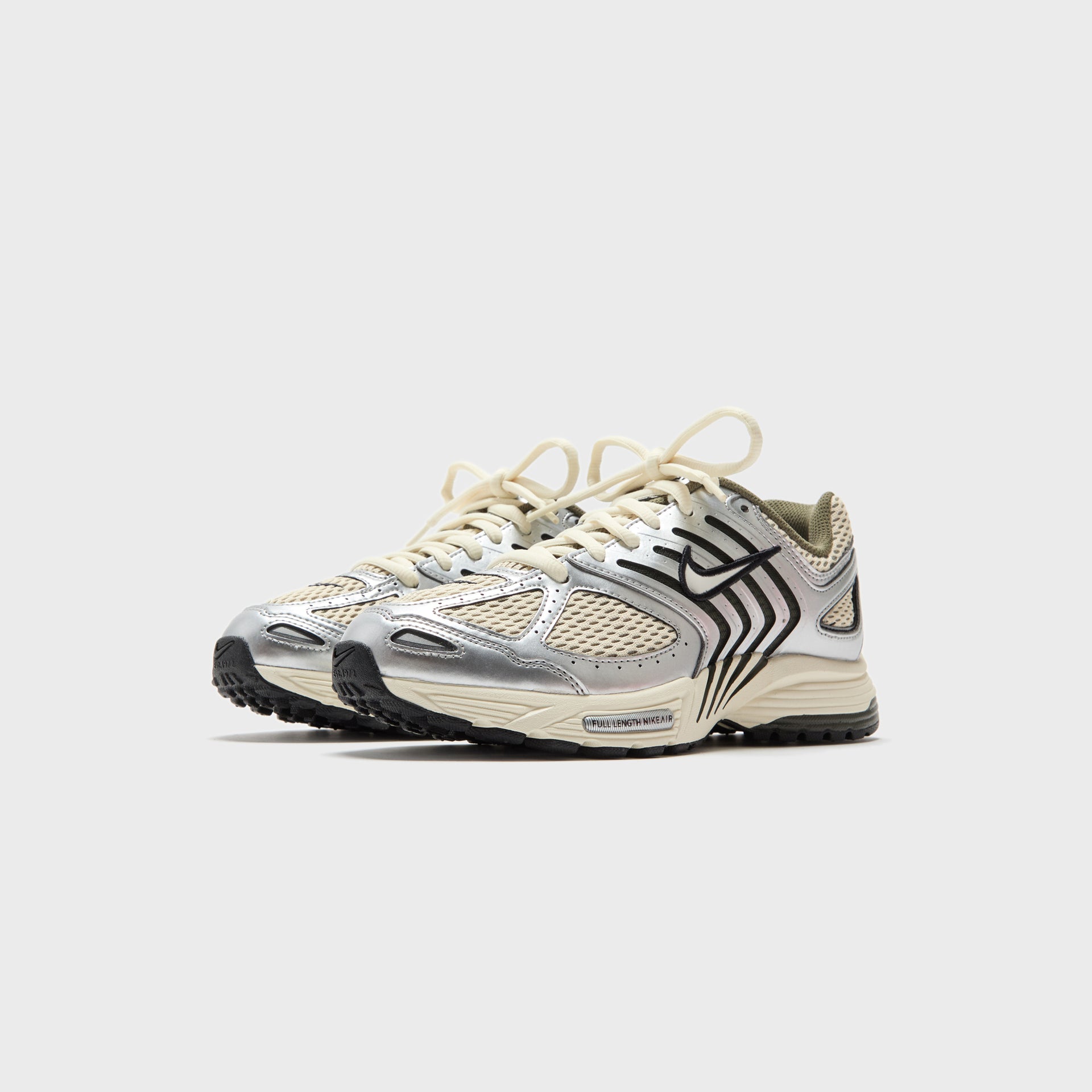 Nike Air Pegasus 2005 - Light Khaki / Metallic Silver