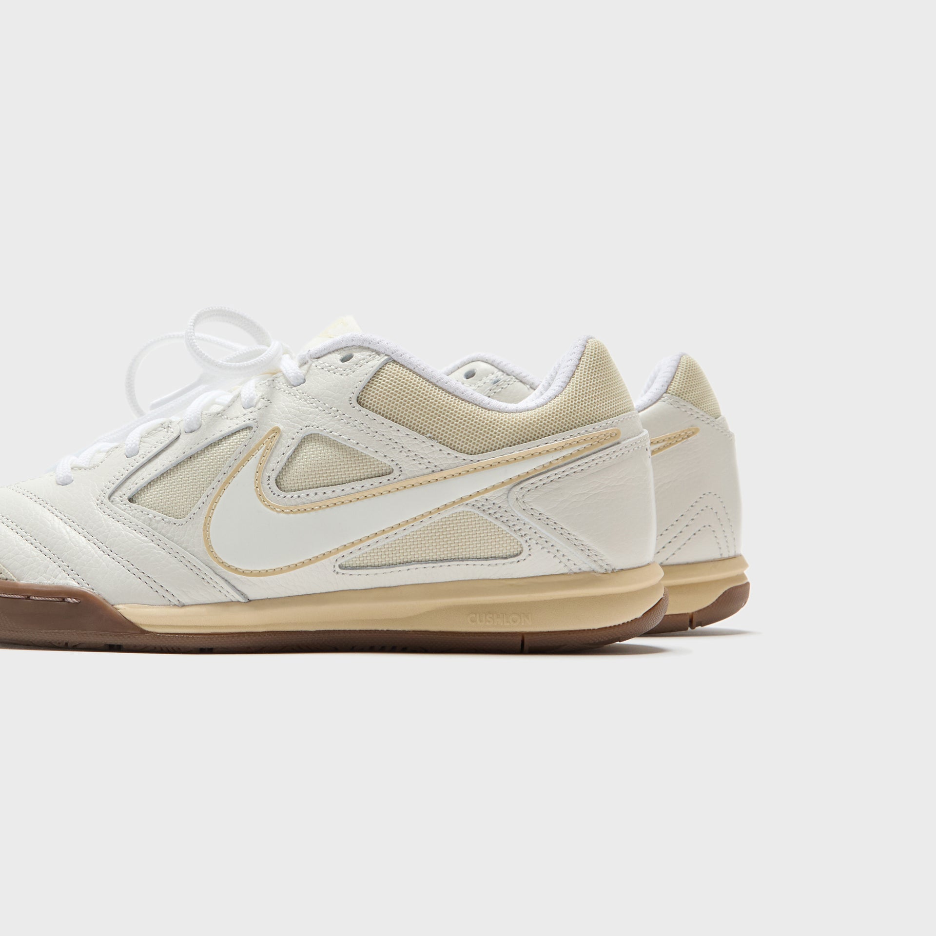 Nike Gato - Sail / Light Khaki / White / Gum / Dark Brown