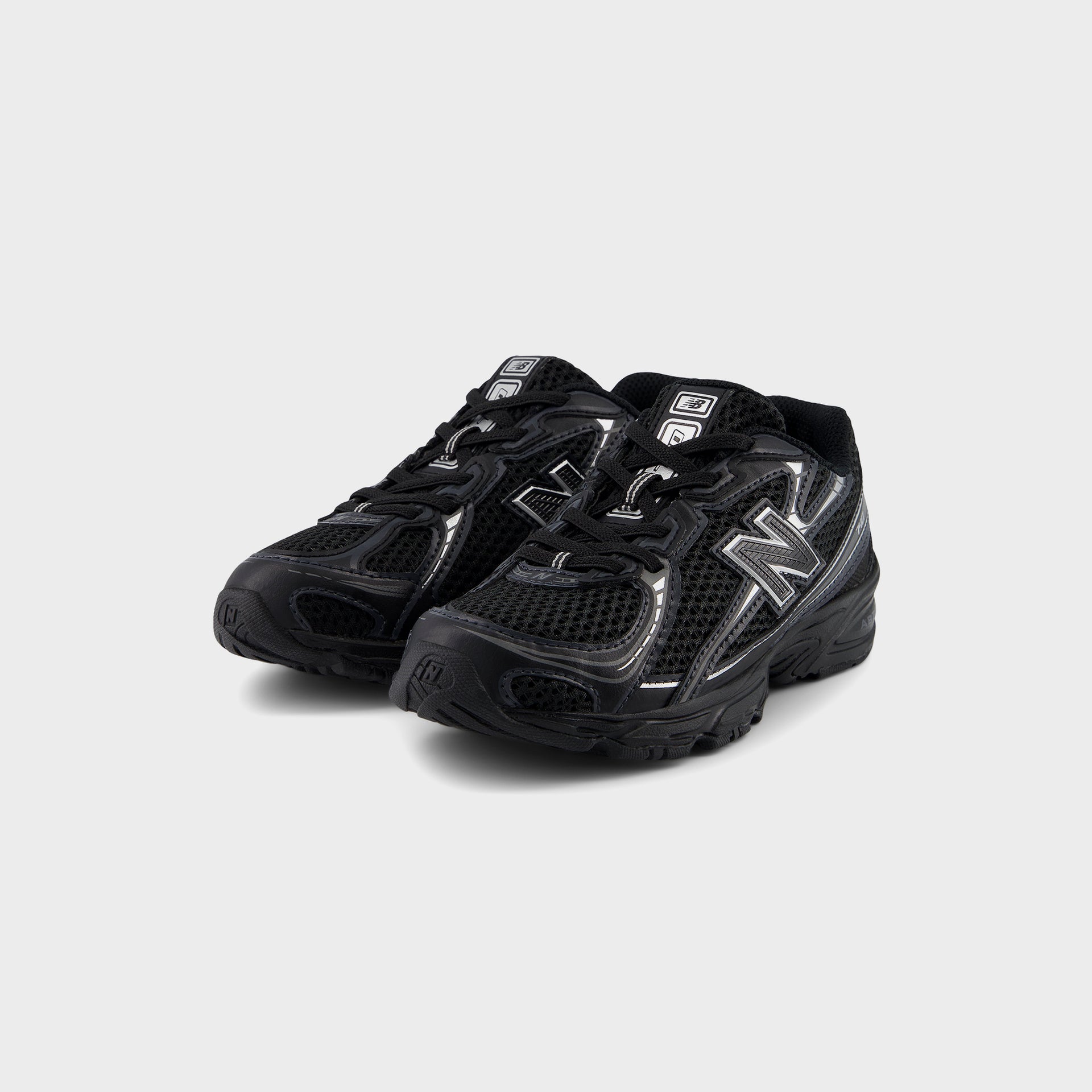 New Balance PS 740 - Black / Silver Metallic