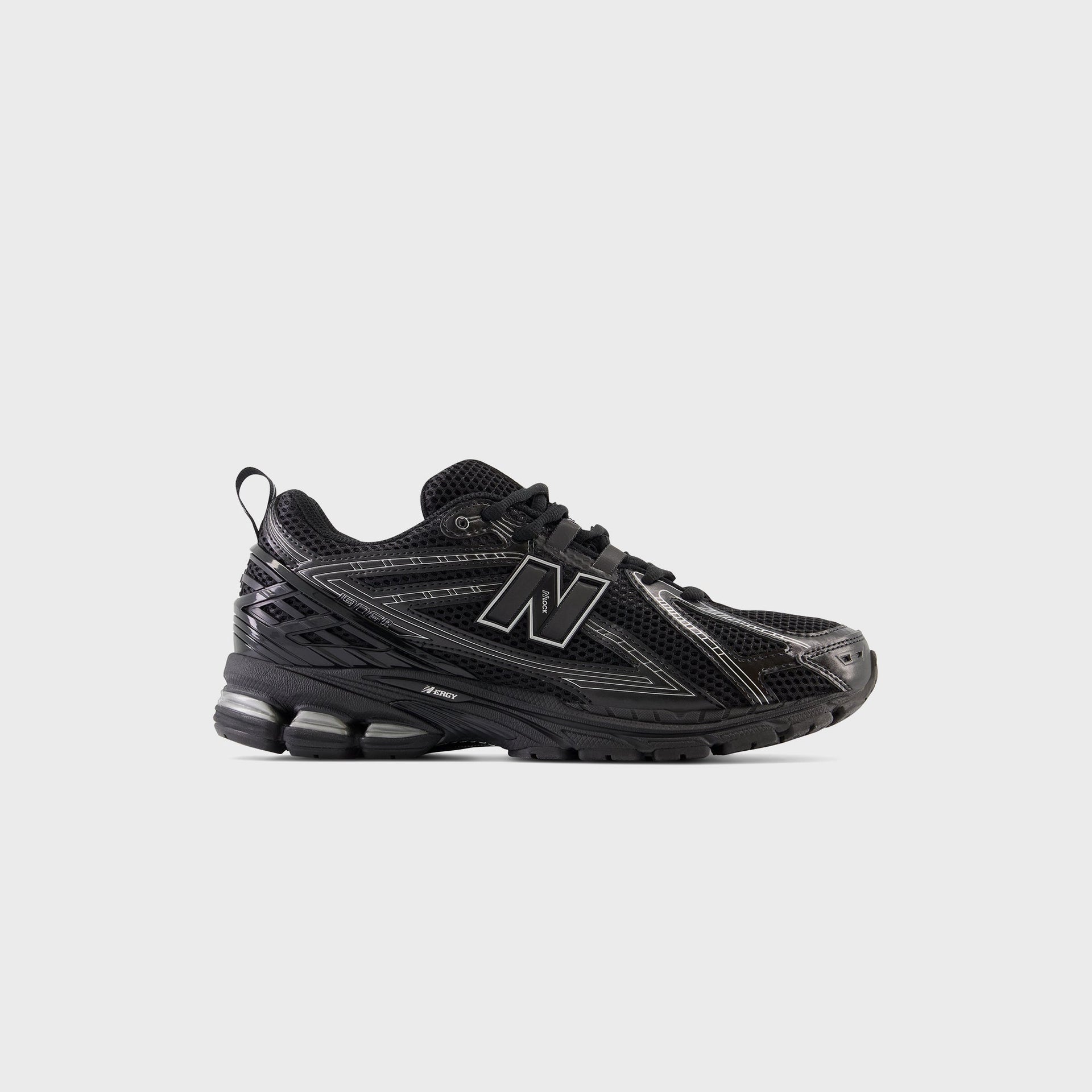 New Balance 1906R - Black / Grey