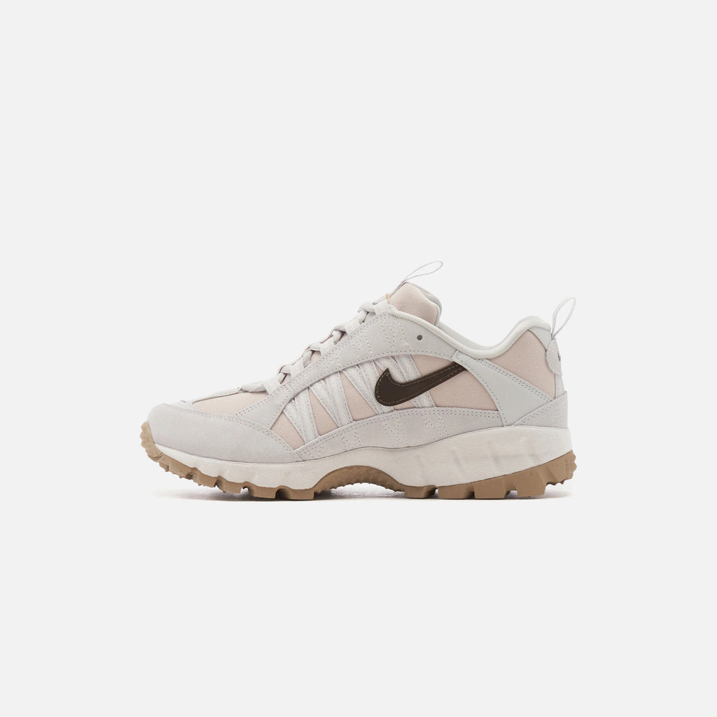 Nike WMNS Air Humara SE Light Orewood Brown Baroque Kith Europe