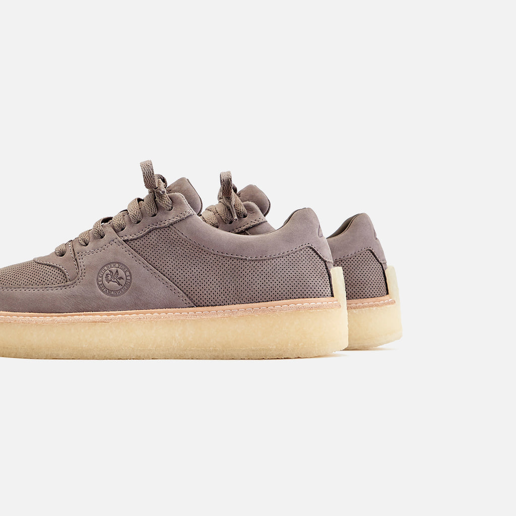 KITH Clarks Sandford Anthracite 27.5センチ | rgbplasticos.com.br