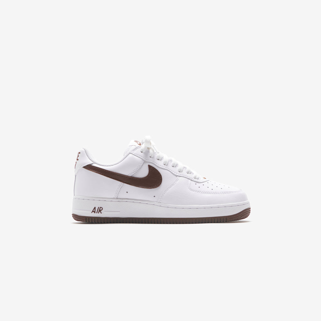 Nike Air Force 1 Low Retro - White / Chocolate / Metallic Gold – Kith Europe