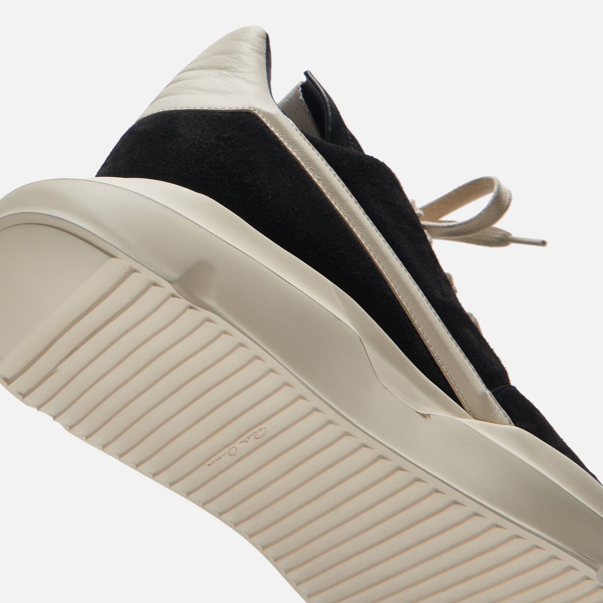 Rick Owens Scarpe Pelle Geth Runner - Black / Milk