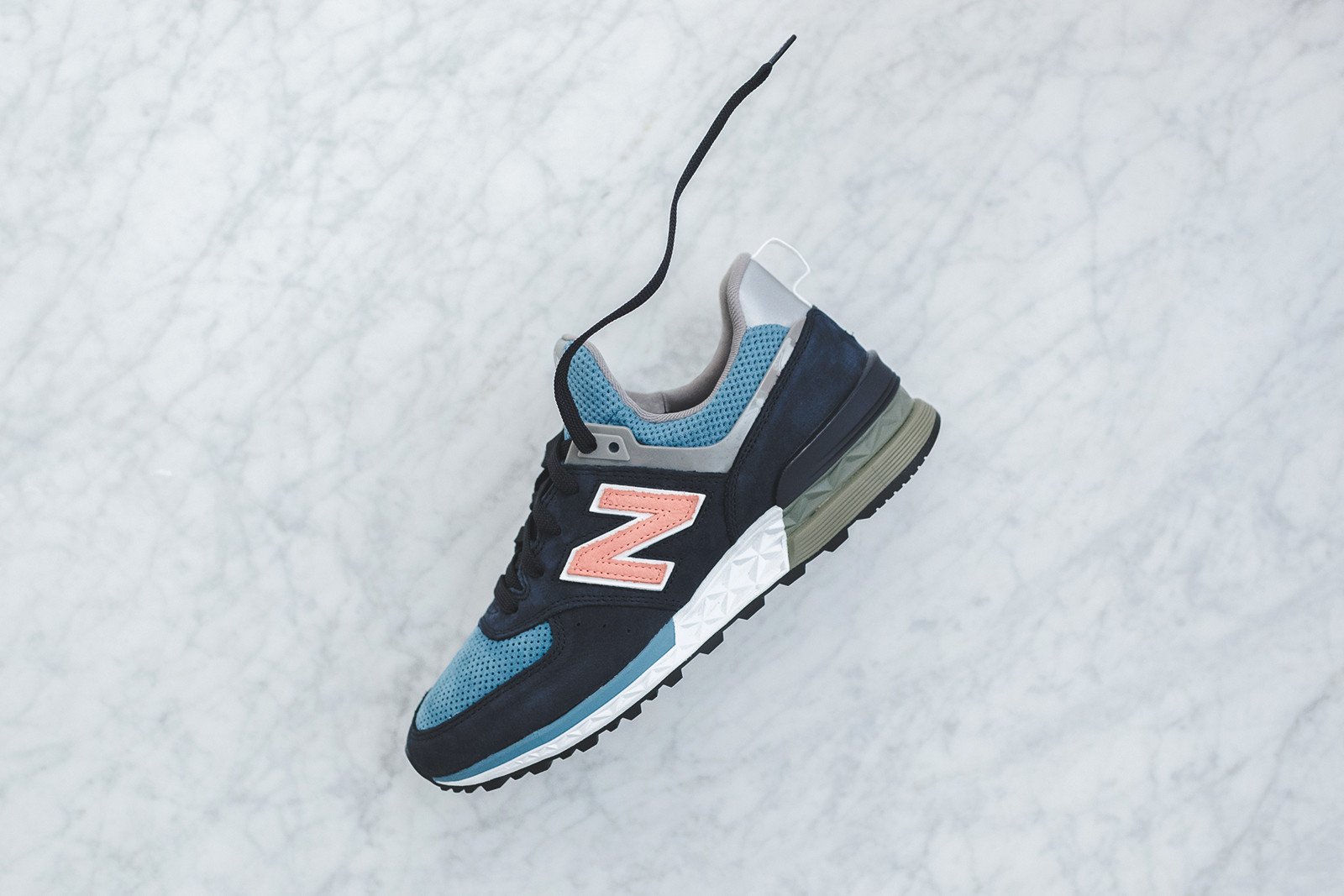 Ronnie Fieg x Dover Street Market x New Balance 574 Sport Collection