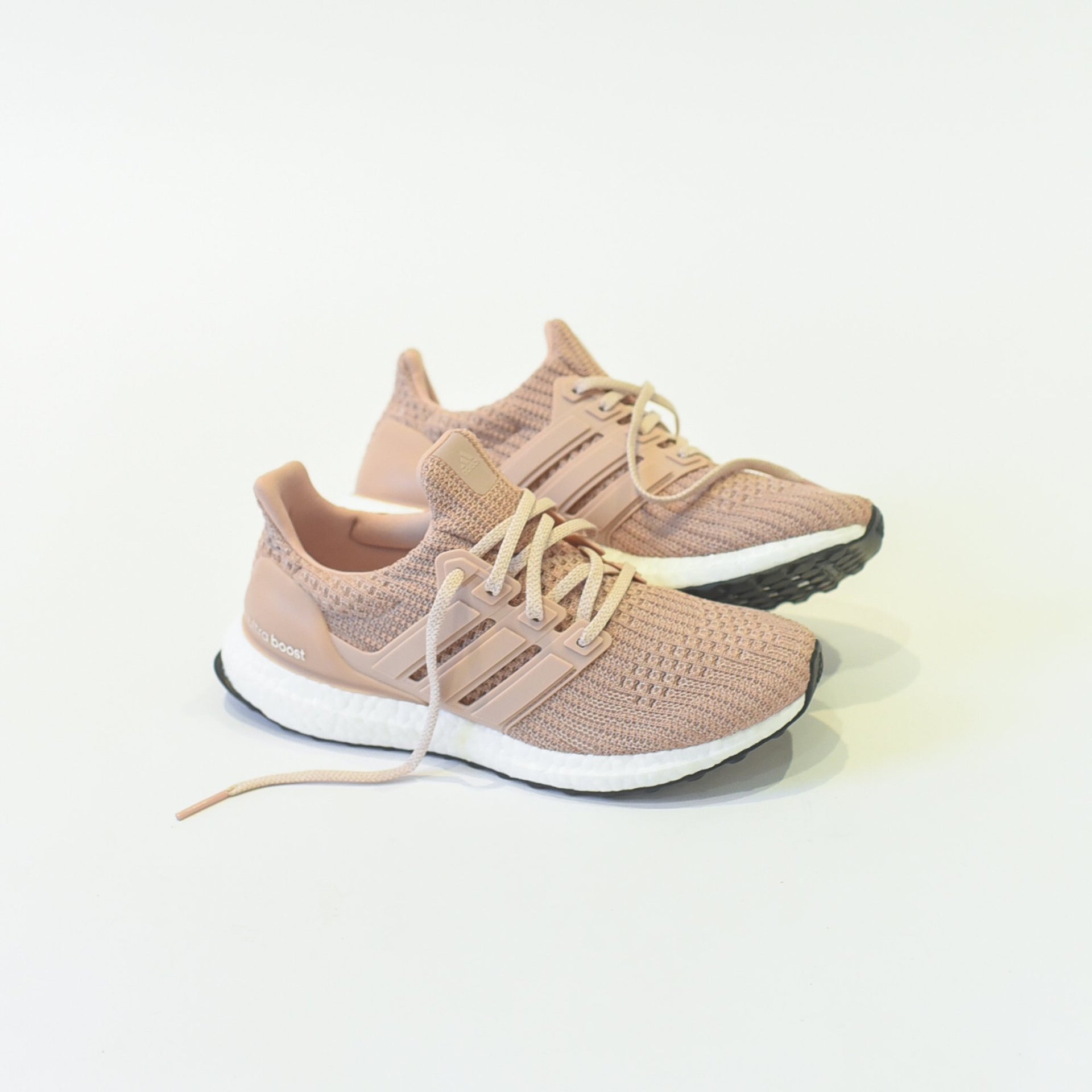 adidas WMNS UltraBoost - Ash Pearl