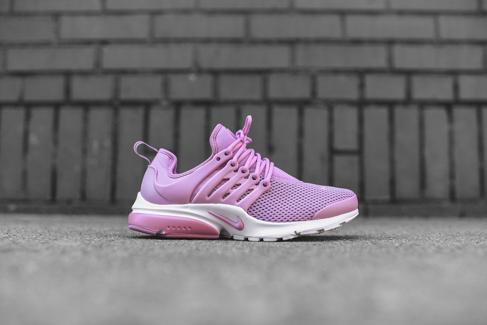 Nike WMNS Spring '17, Delivery 3