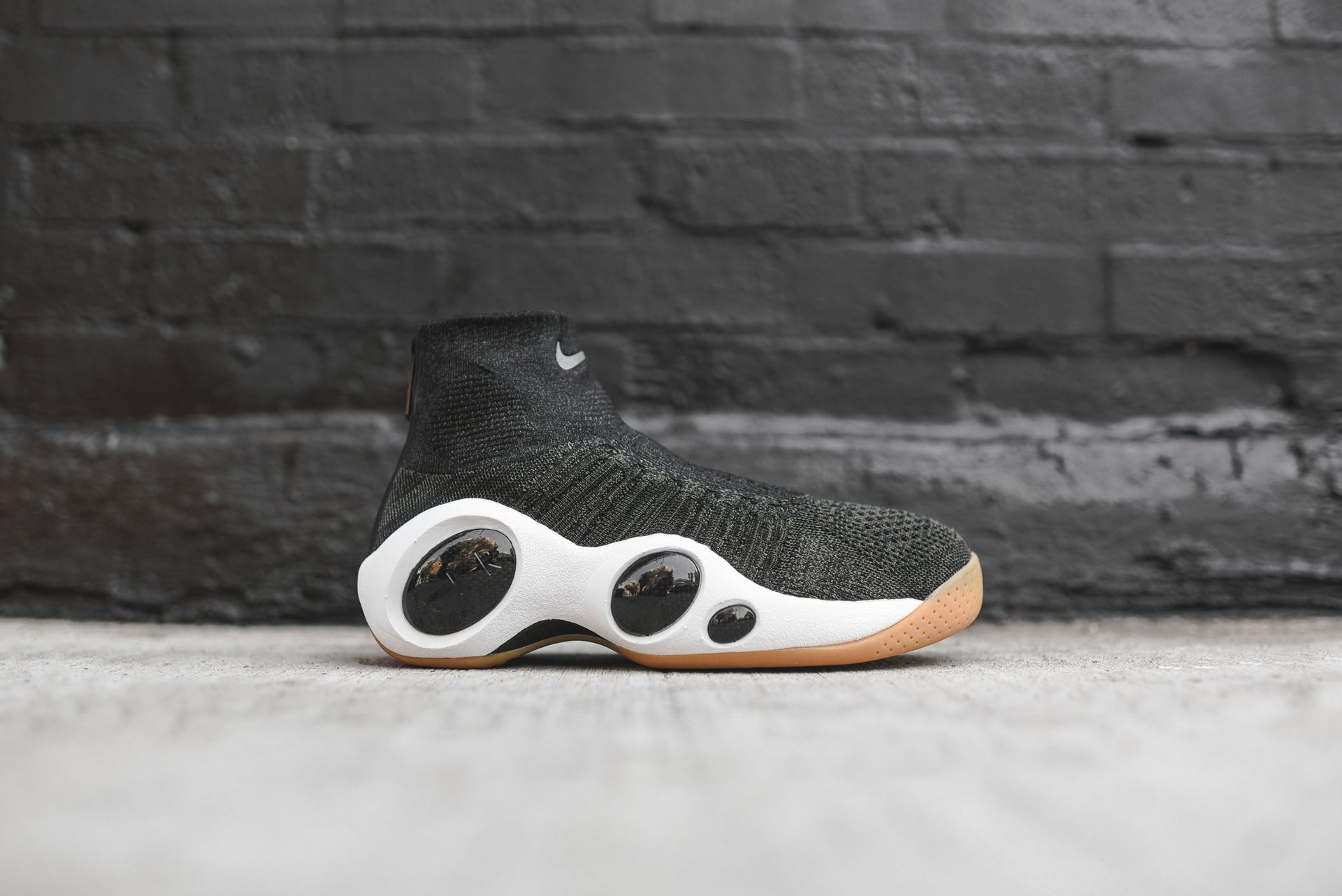 Nike Flight Bonafide - Cargo / White