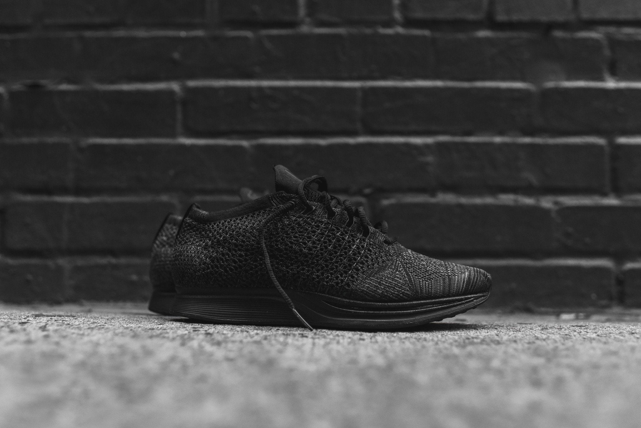 Nike Flyknit Racer - Triple Black – Kith Europe