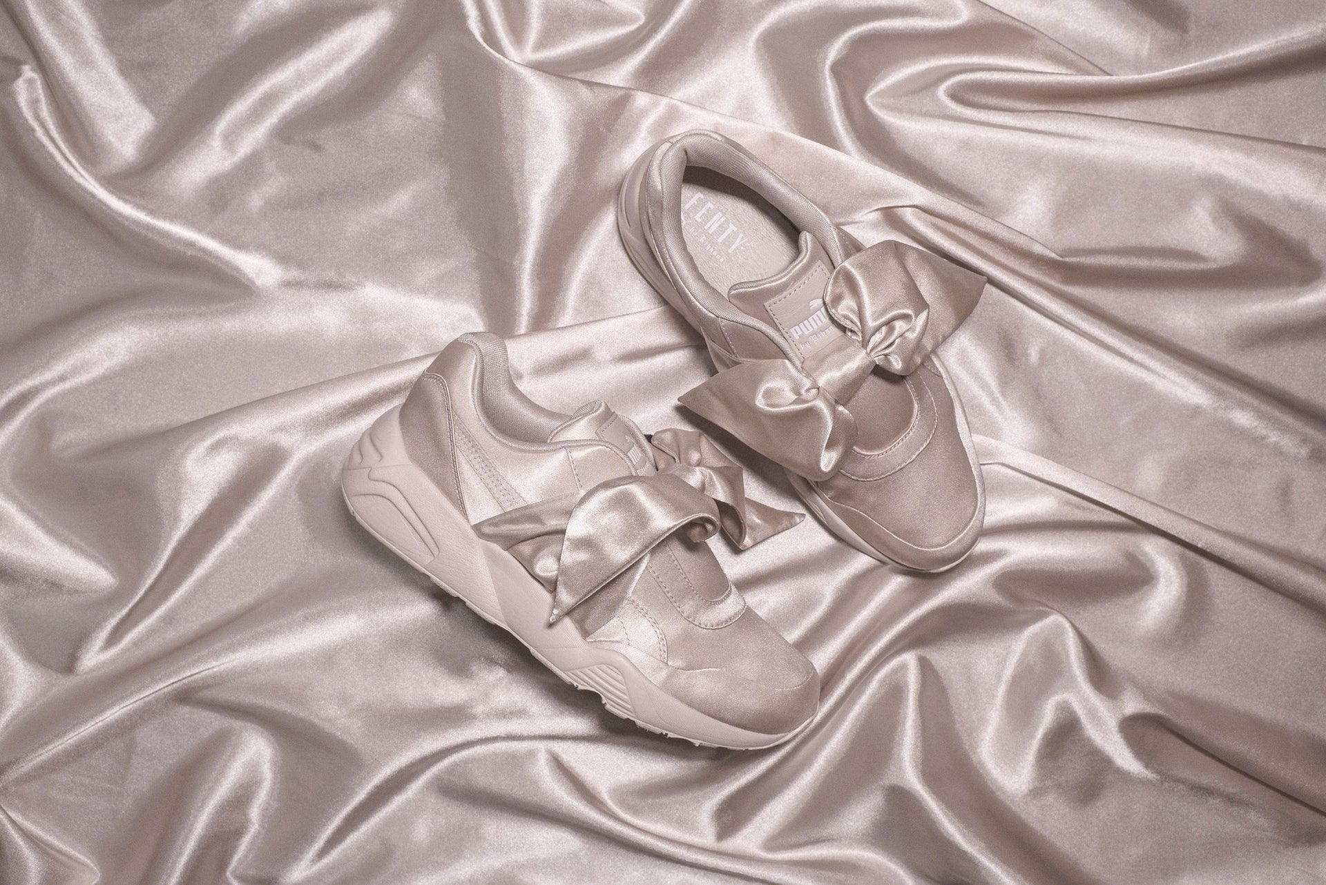 Puma x Fenty WMNS Bow Trinomic Runner & Slide Pack