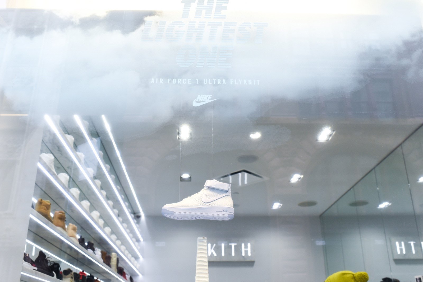 Nike Air Force 1 Flyknit Installation