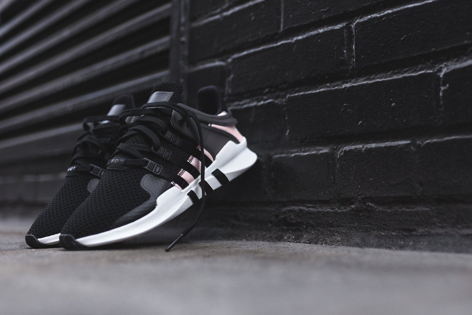 adidas WMNS EQT ADV - Black / Light Pink
