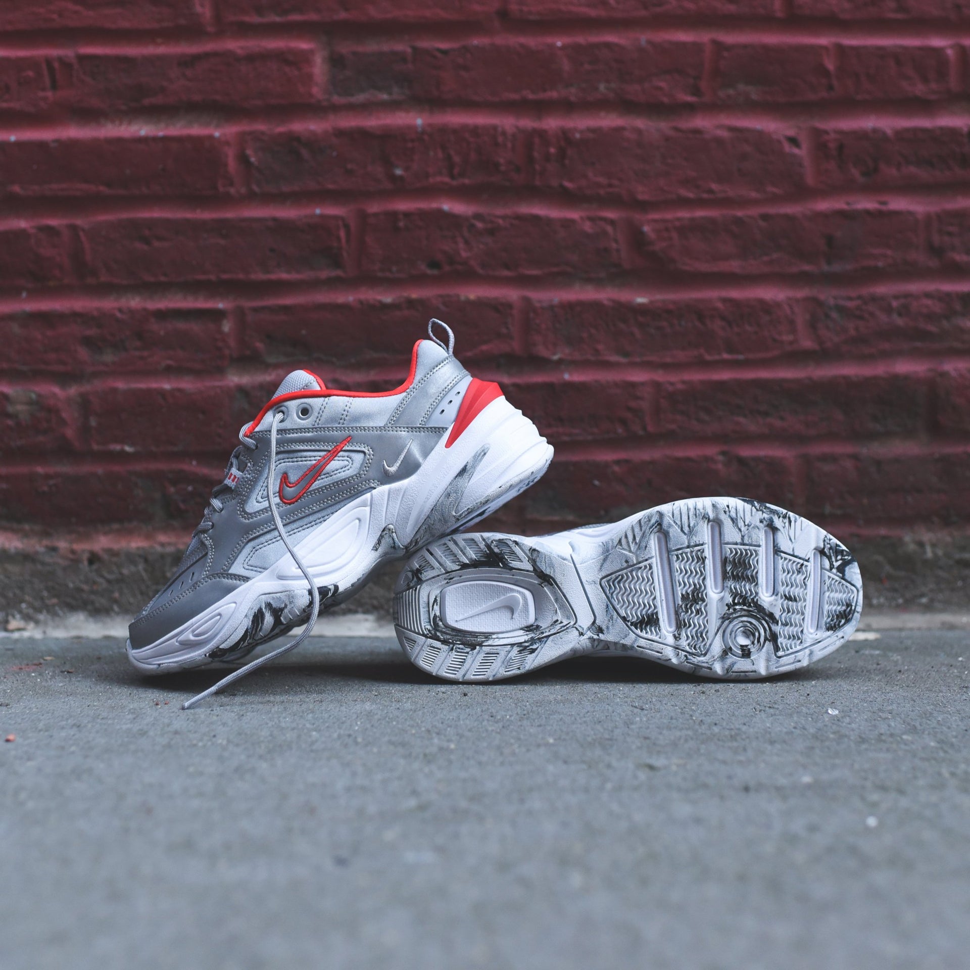 Nike WMNS M2k Tekno - Reflective Silver / Red