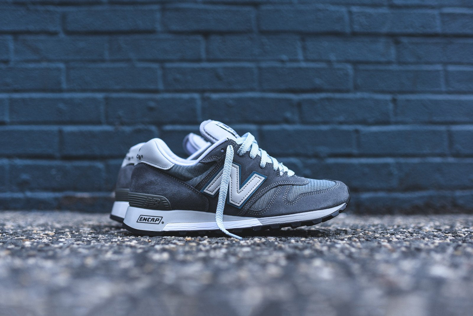 New Balance M1300CL & 696 Navy