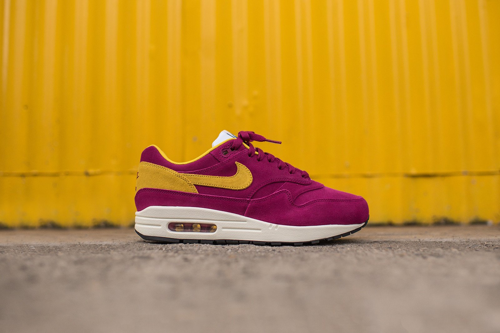 Nike Air Max 1 PRM - Berry Sulfur