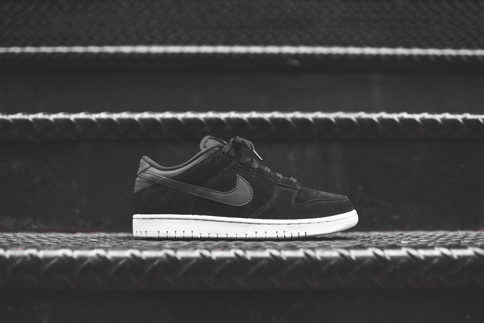 Nike Dunk Low PRM - Black