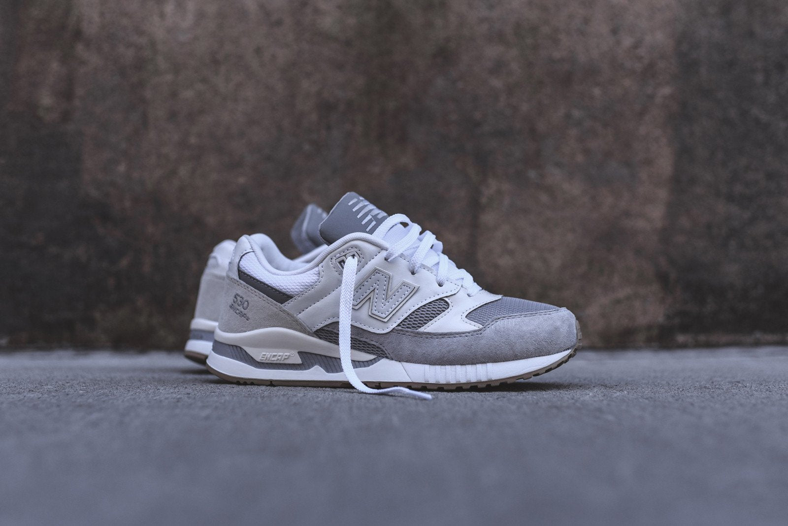 New Balance WMNS 530 - White / Grey