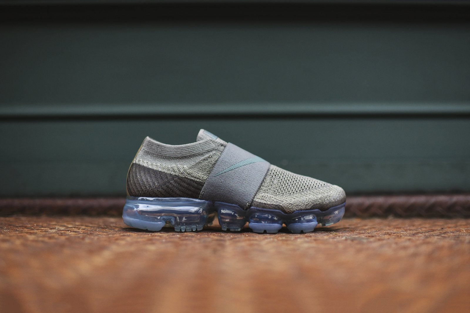 Nike WMNS Air VaporMax FK Moc - Olive