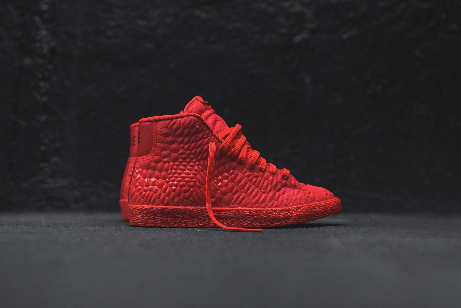 Nike WMNS Blazer Mid DMB & Air Huarache Run Ultra