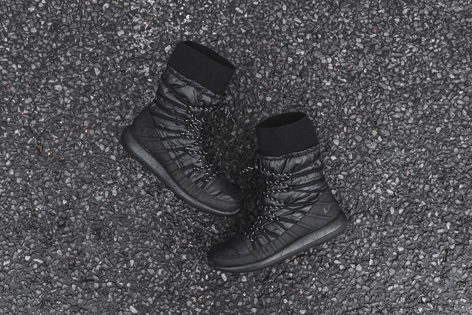 Nike WMNS Roshe Two High - Black