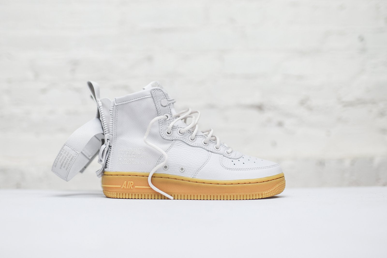 Nike WMNS SF-AF1 Mid - Grey / Gum