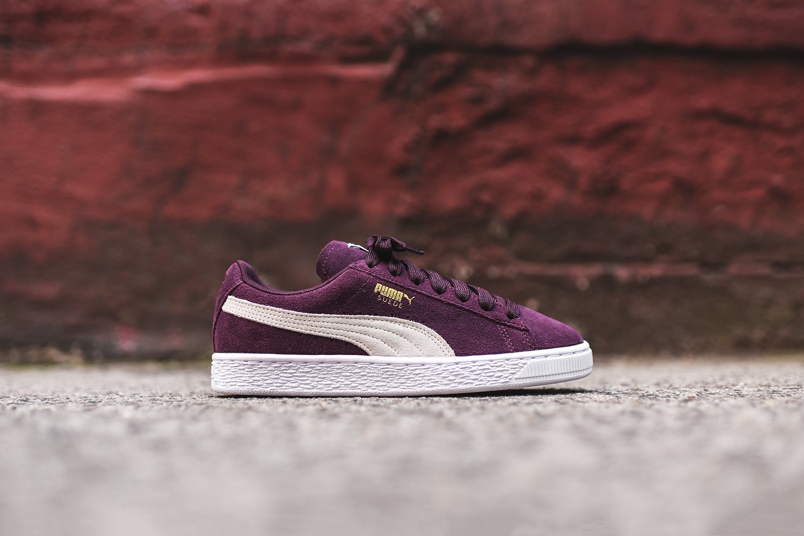 Puma WMNS Suede Classic - Purple / Off White