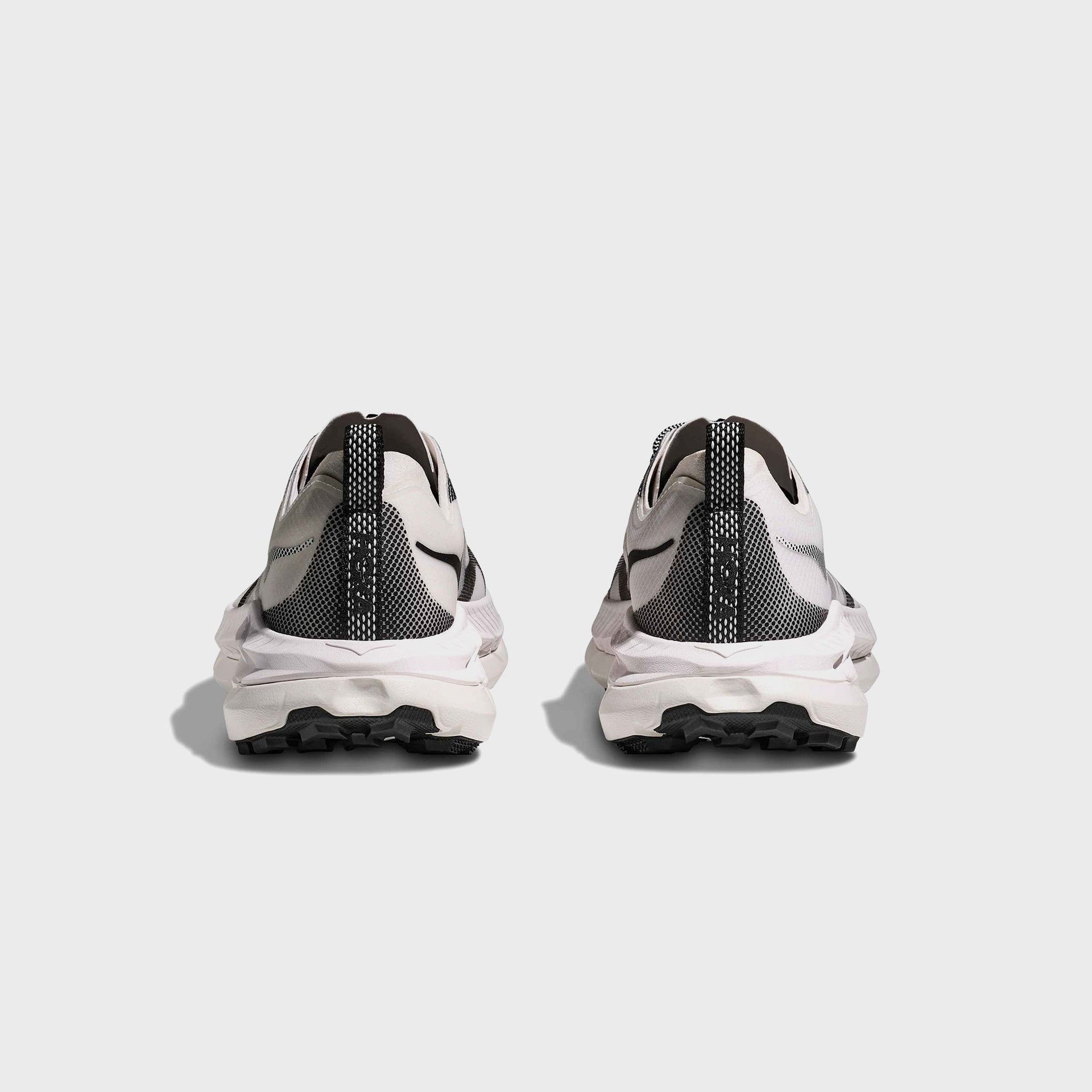 HOKA Mafate Speed 4 Lite - White / Black