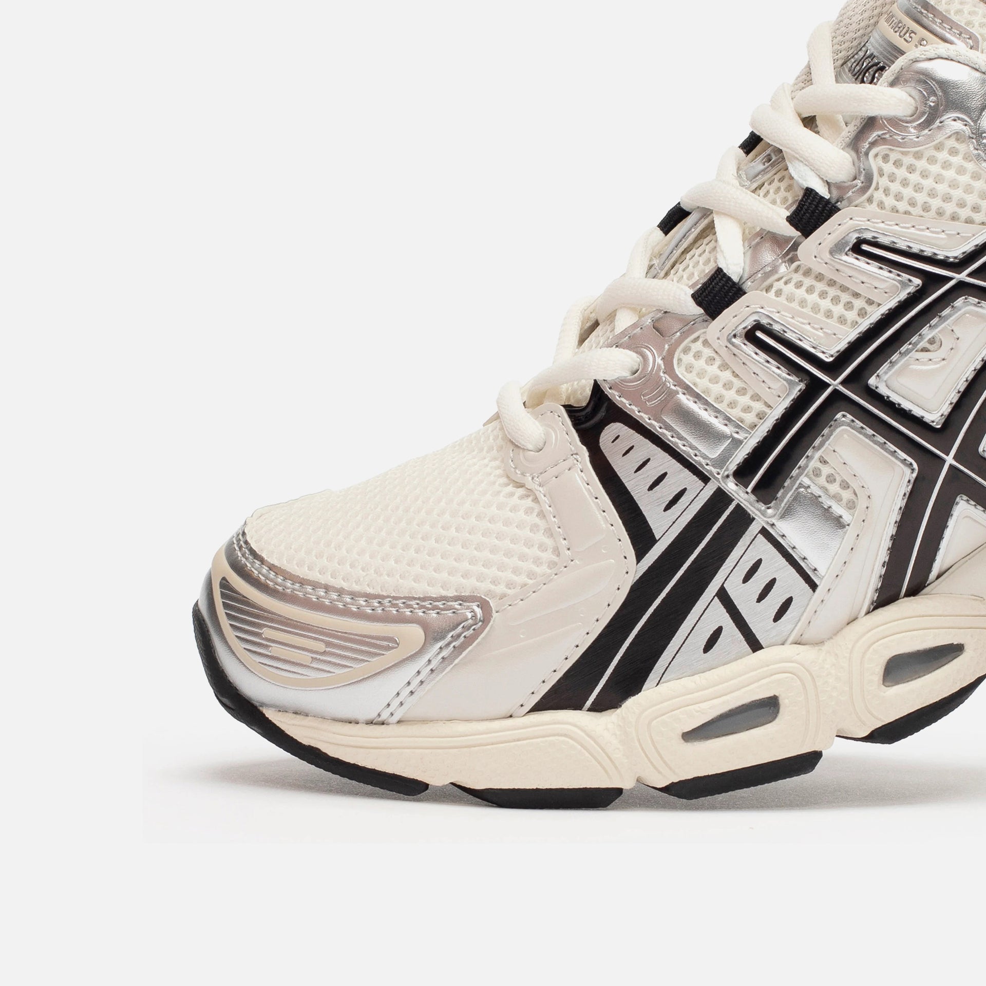 ASICS Gel-Nimbus 9 - Cream / Black