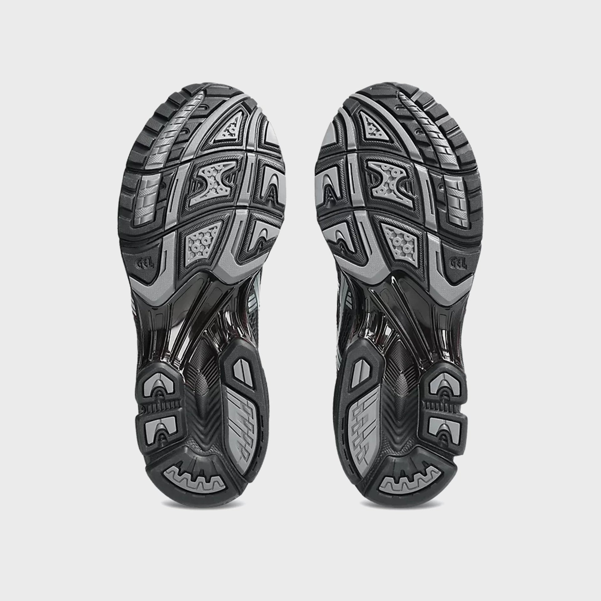 ASICS Gel-Kayano 14 - Obsidian Grey / Pure Silver