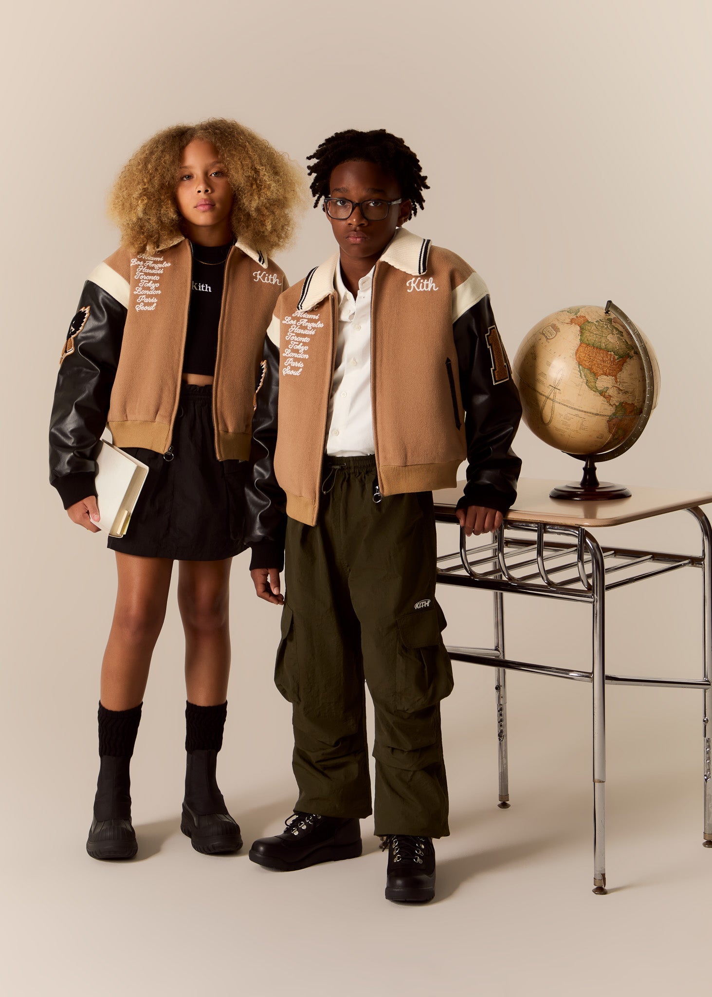 Kith Kids & MLB for New Yorkコート Kith Kids for the New York Knicks Nylon Padded Jacket