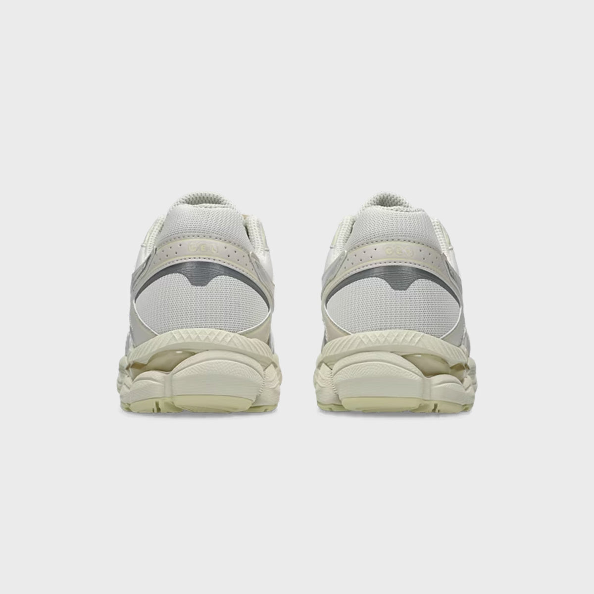 ASICS GEL-Cumulus 16 - Cream / Pure Silver